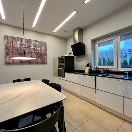 Apartment Family Vacation 3br Home, By Cohost Palanga