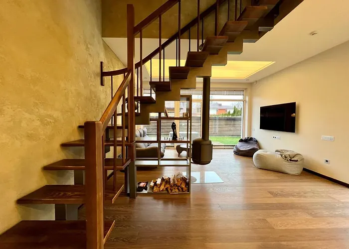 דירה Family Vacation 3br Home, By Cohost