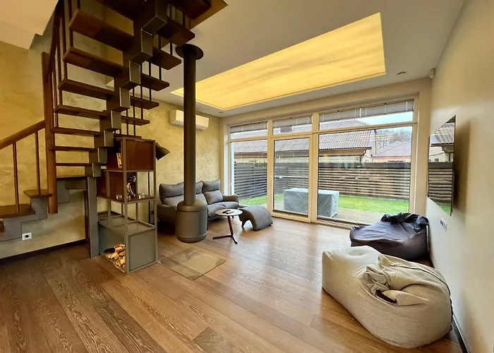 شقة Family Vacation 3br Home, By Cohost *